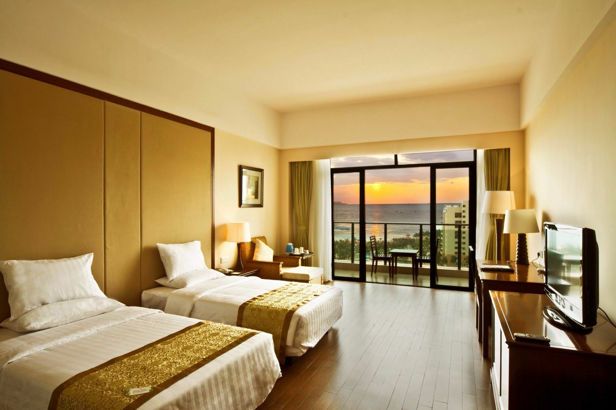 Sisuo Seaview Hotel Sanya Exterior foto