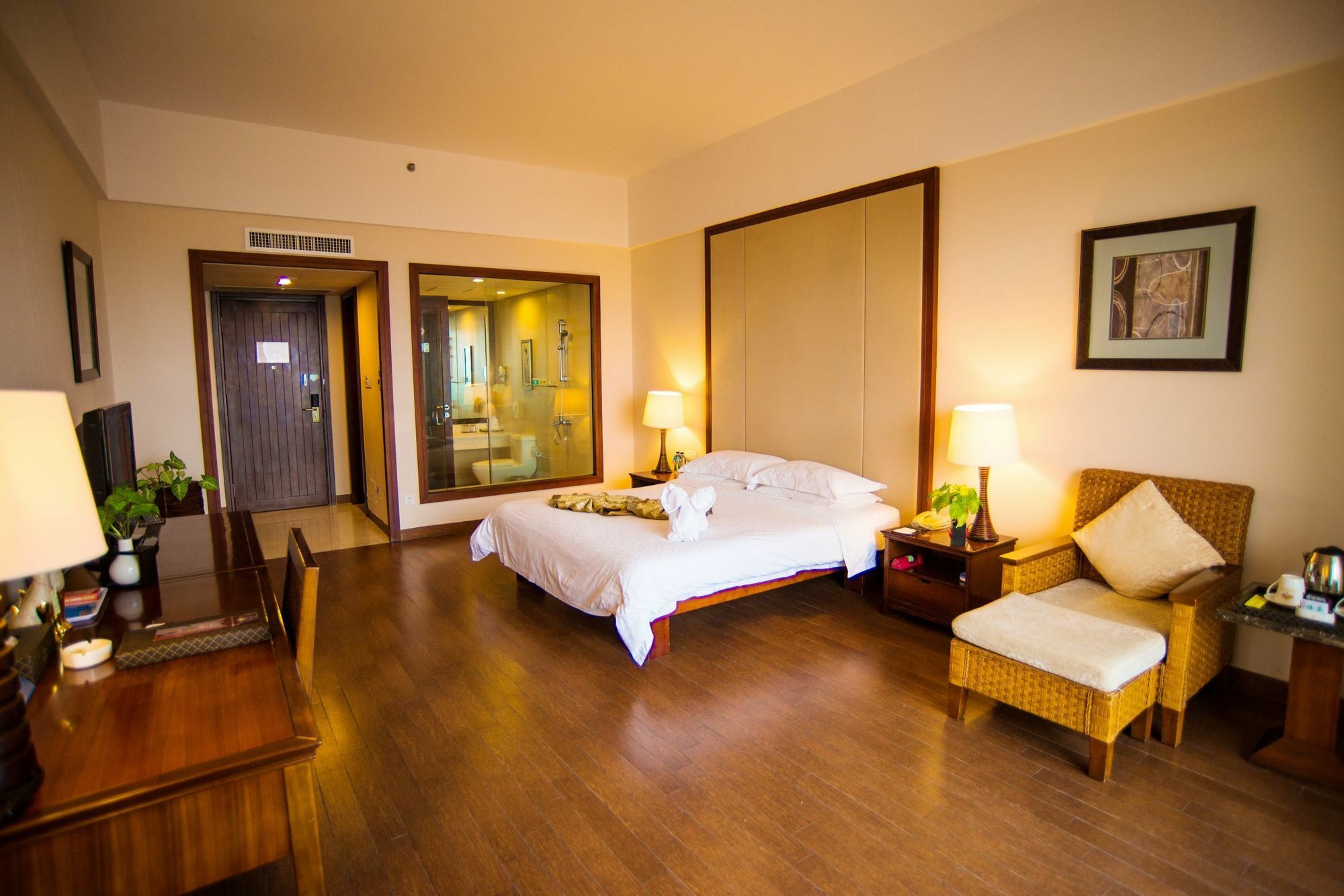 Sisuo Seaview Hotel Sanya Exterior foto